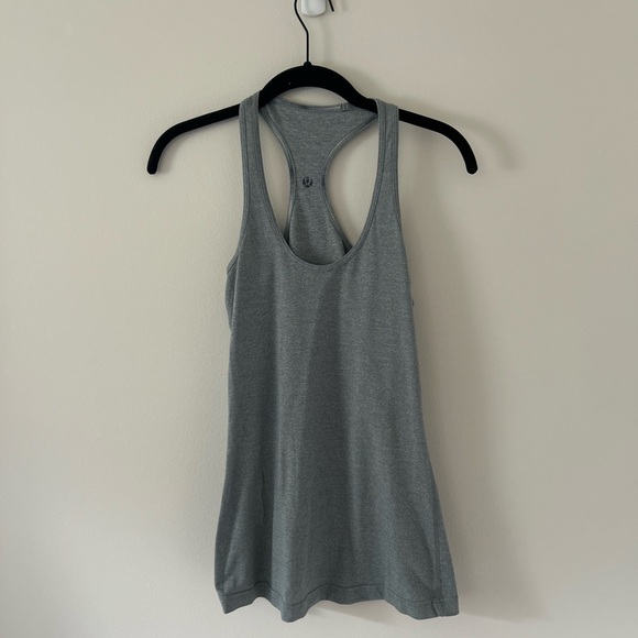 Lululemon Tank Top - Picture 1 of 4